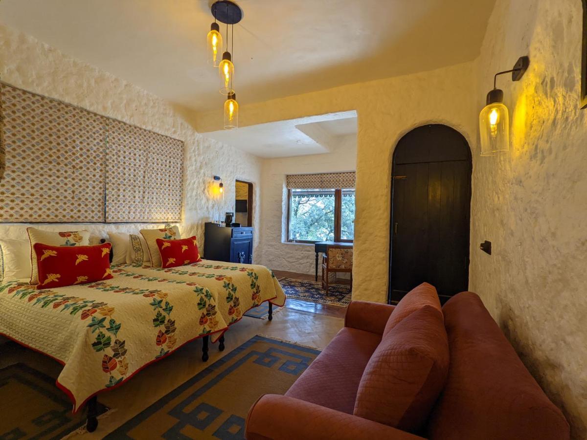 Blue Book At Gethia, Nainital Hotel Exterior photo
