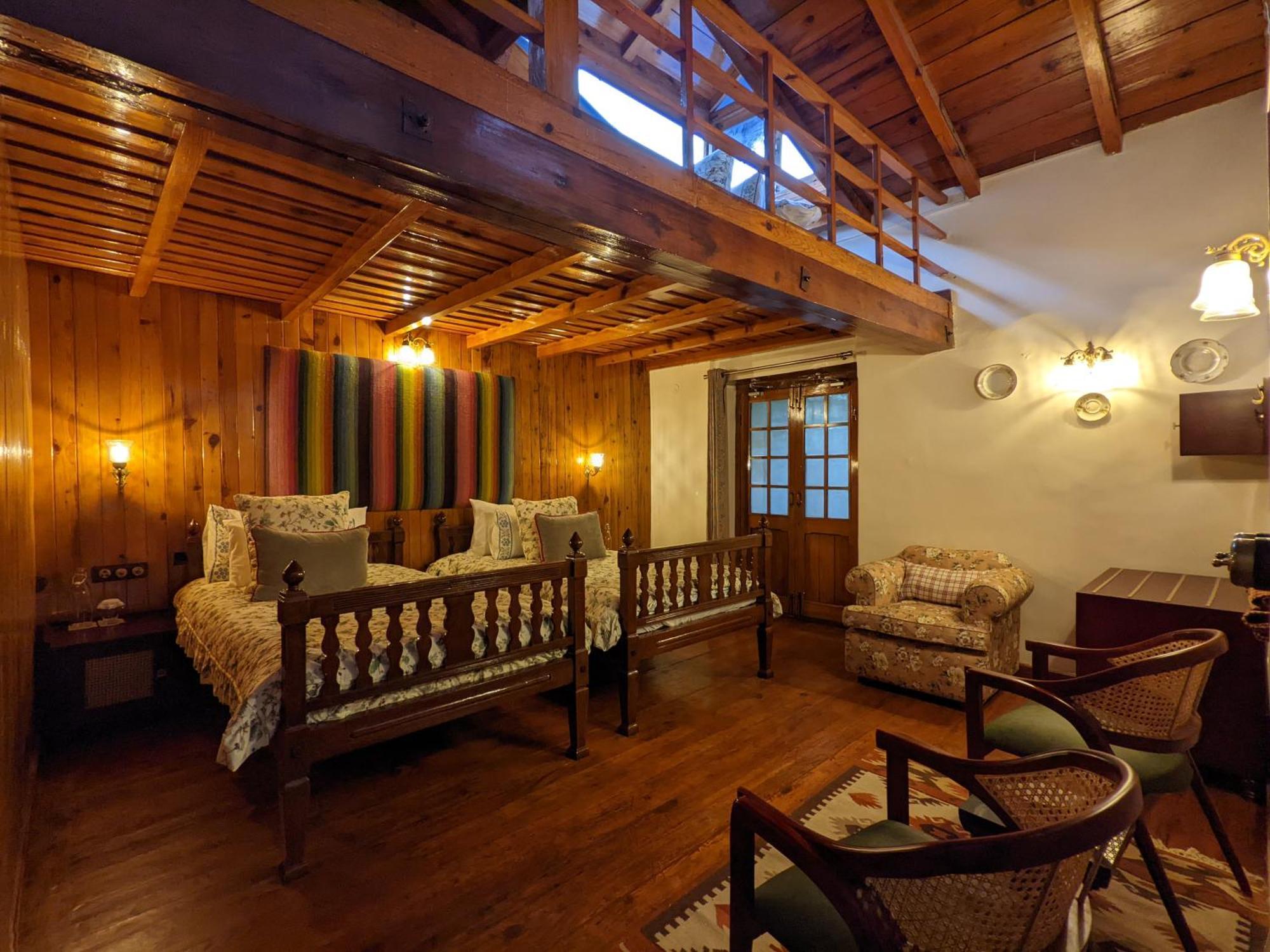 Blue Book At Gethia, Nainital Hotel Exterior photo