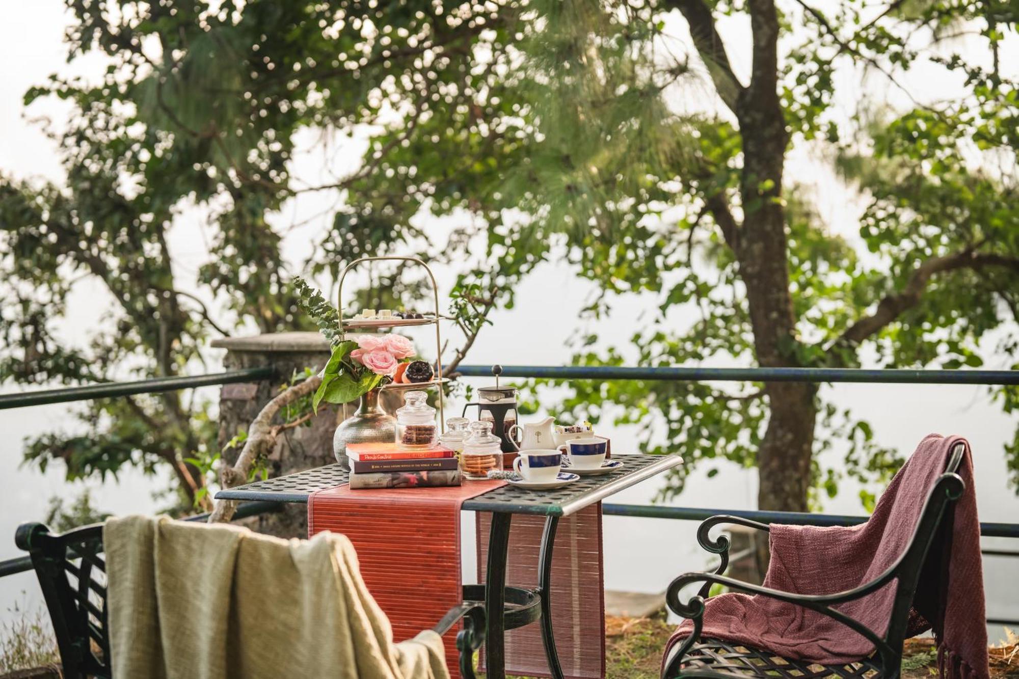 Blue Book At Gethia, Nainital Hotel Exterior photo