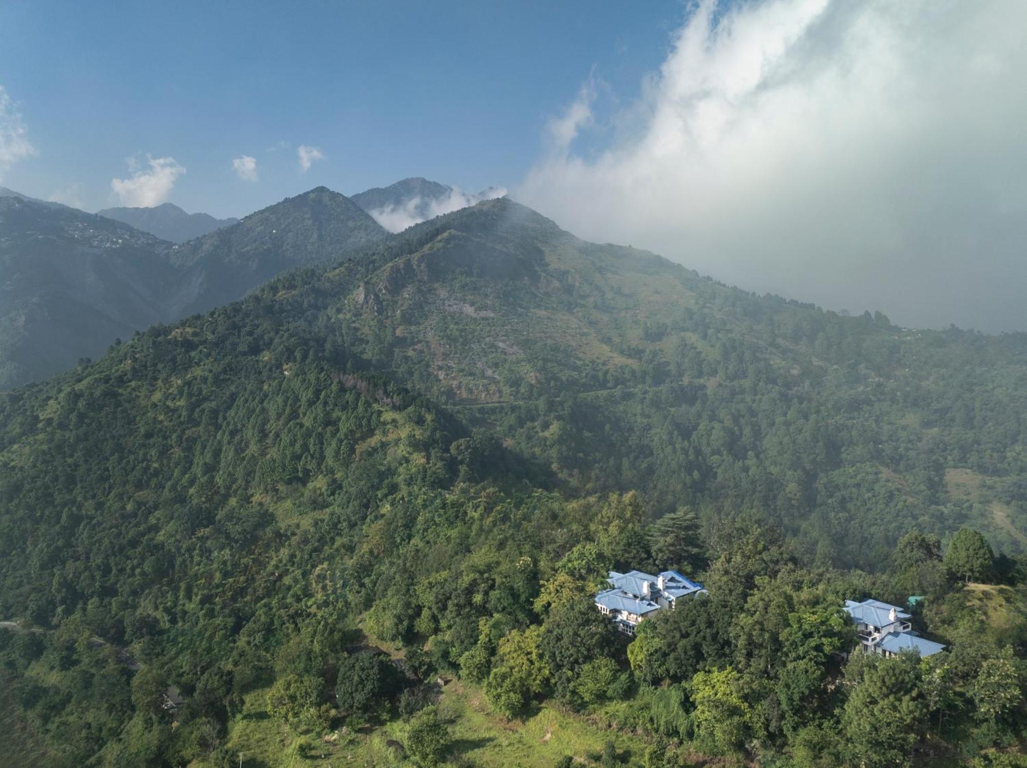 Blue Book At Gethia, Nainital Hotel Exterior photo